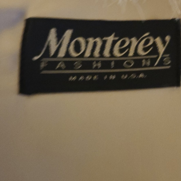 Monterey Fashions LONG coat - Picture 7 of 7